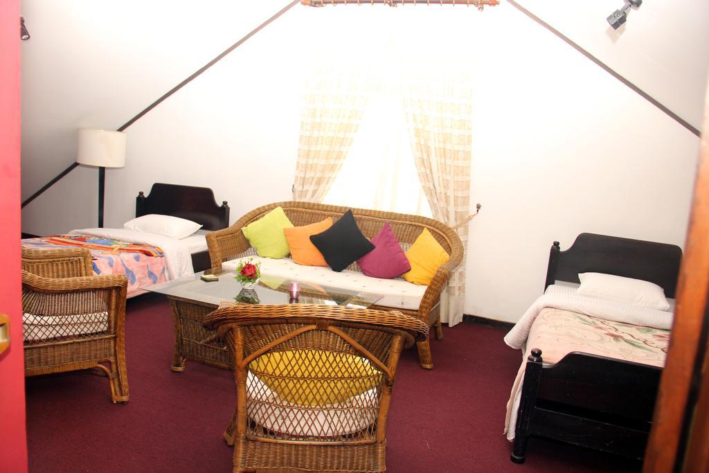 Perera Homestay Nuwara Eliya Exterior photo